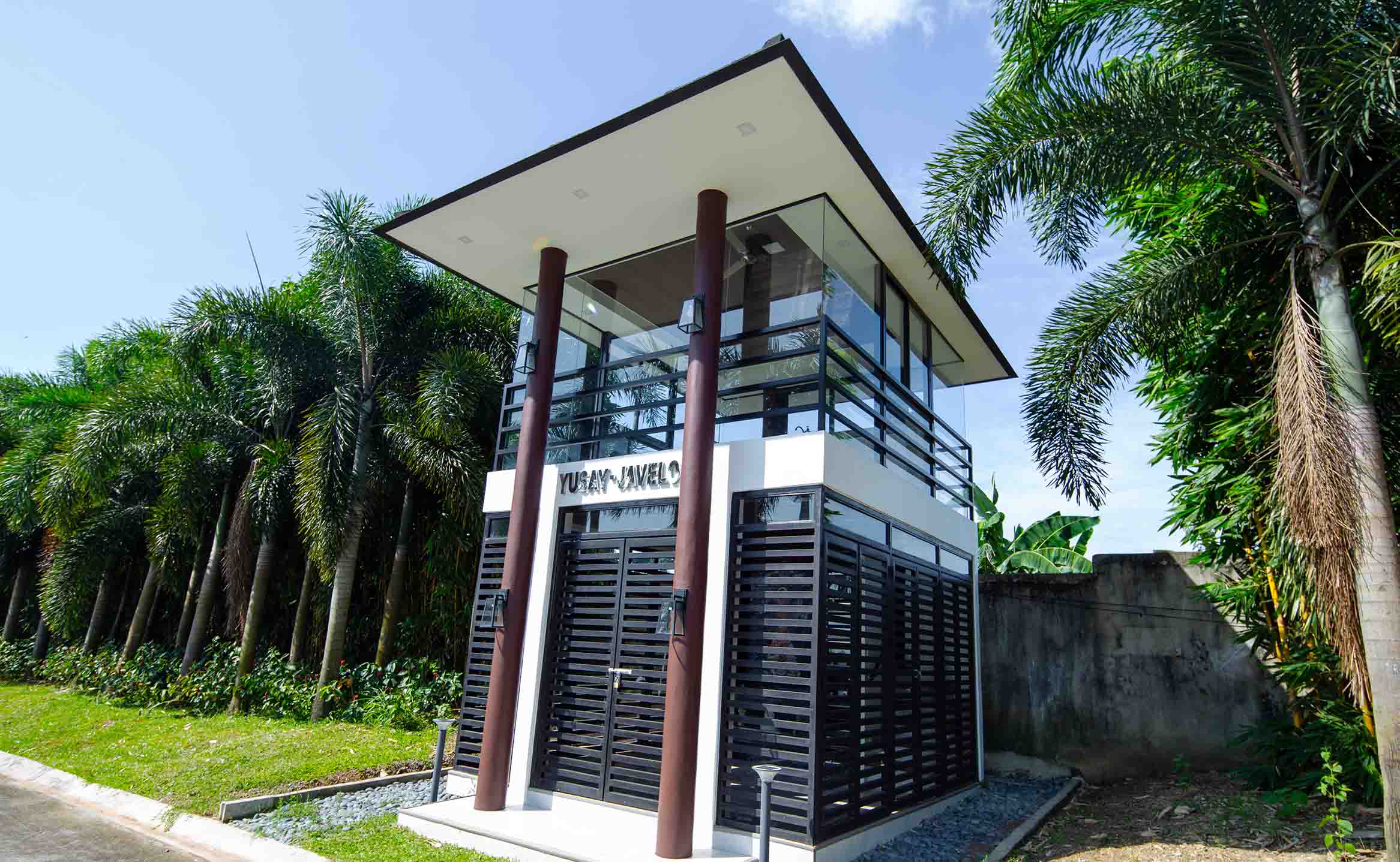 Azure 2Mausoleum -VOP